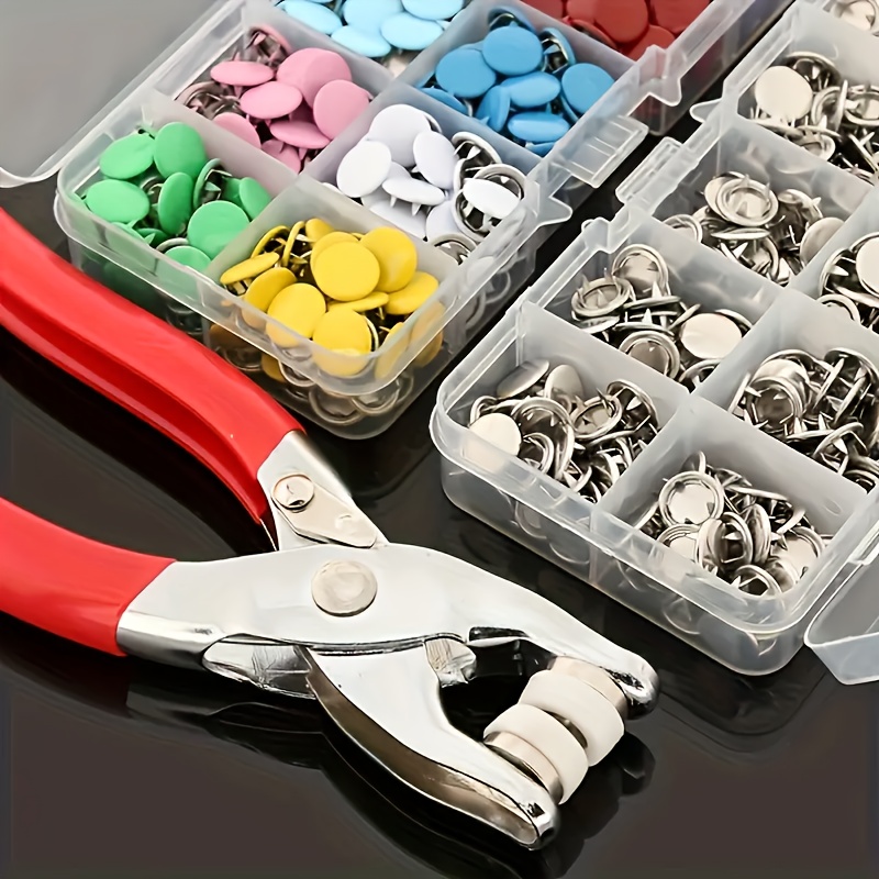 Snap Button Plier - ชุดกระดุมโลหะ 101 ชิ้น พร้อมคีมกดมือ กล่องเก็บกระดุมหลากสี อุปกรณ์เย็บผ้า