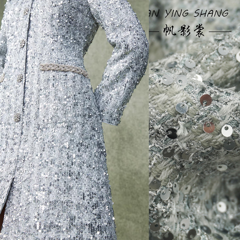 Sewing Tweed - ผ้าทวีดสีเงินเทาประดับกลิตเตอร์และเลื่อมสำหรับตัดเย็บเสื้อโค้ทผู้หญิง ขายเป็นหลา ผ้าทวีดสำหรับงานออกแบบ DIY