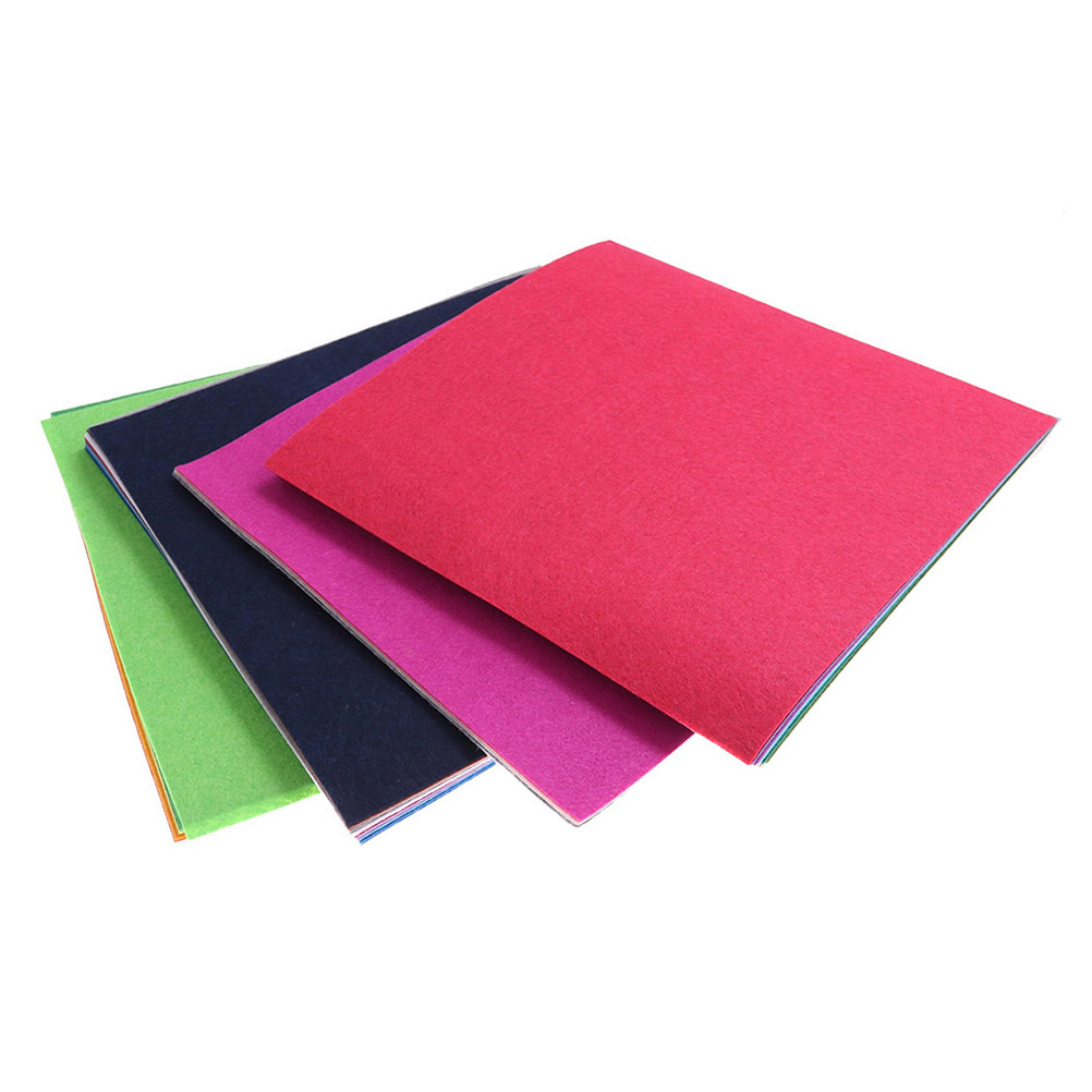 Is Sewing Textile Art - แผ่นผ้าไม่ทอสีสันสดใส 40 ชิ้น ขนาด 15x15 ซม.