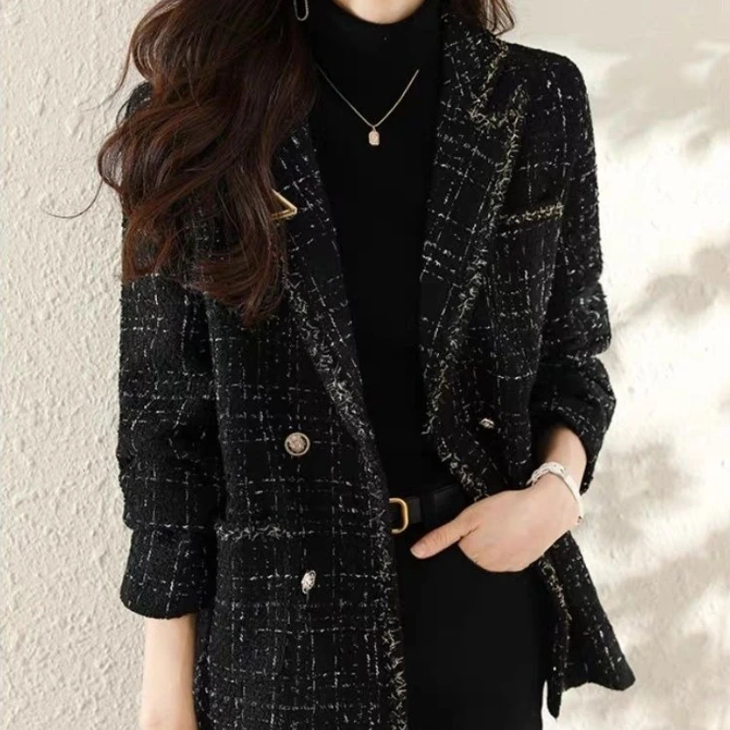เสื้อโค้ทเบลเซอร์ลำลองสไตล์เกา - Sewing Tweed บทวิจารณ์และราคา