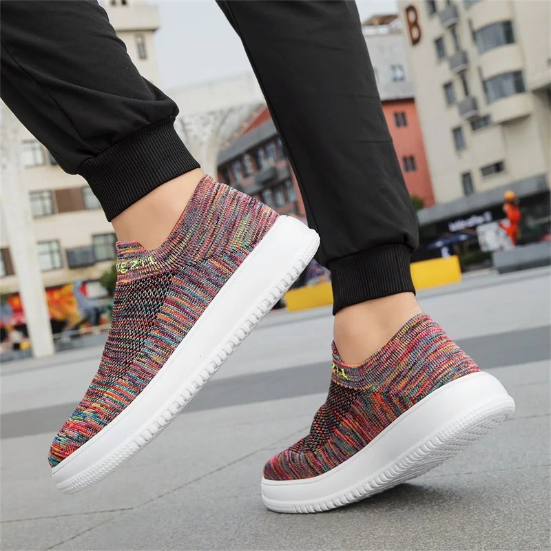 รองเท้าผ้าใบแบบสวมสำหรับฤดูร้อ - Knit Stabilizer Stretch บทวิจารณ์และราคา